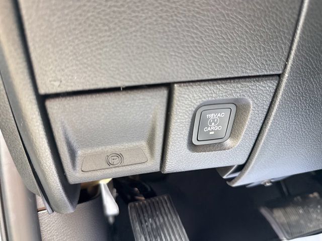 New 2026 RAM 2500 Tradesman AWD/4WD image 27