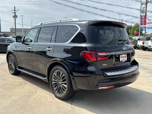 Used 2023 INFINITI QX80 Premium Select AWD/4WD image 5