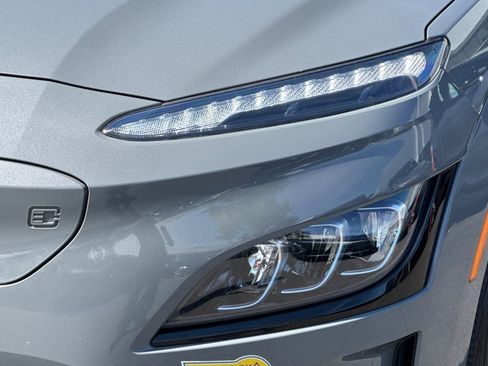 Used 2022 Hyundai Kona Limited image 48