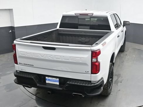 Used 2021 Chevrolet Silverado 1500 LT Trail Boss w/ Convenience Package II AWD/4WD image 38
