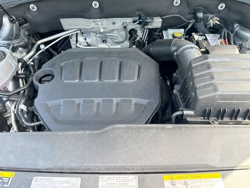 Used 2024 Volkswagen Atlas Cross Sport SEL Premium R-Line AWD/4WD image 33