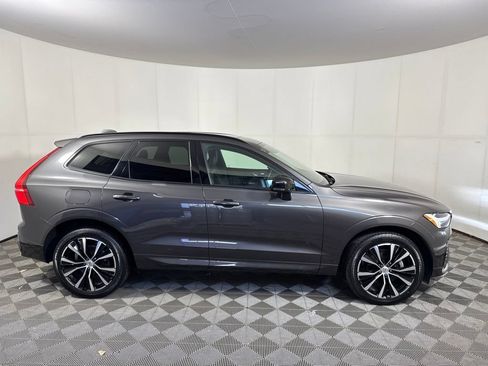 Used 2023 Volvo XC60 B5 Plus AWD/4WD image 6