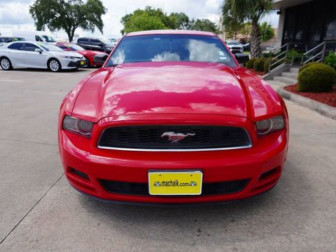 Used 2014 Ford Mustang Coupe RWD image 2