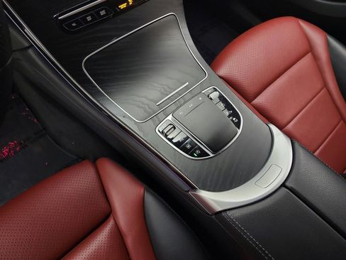 Used 2022 Mercedes-Benz GLC 300 image 26