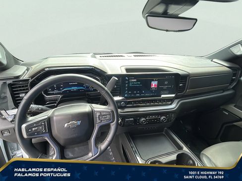 Certified 2024 Chevrolet Silverado 2500 ZR2 w/ Technology Package AWD/4WD image 17