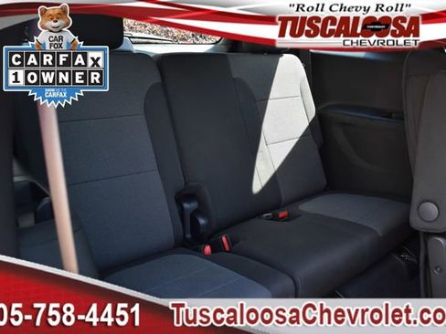 Used 2023 Chevrolet Traverse LT FWD image 25