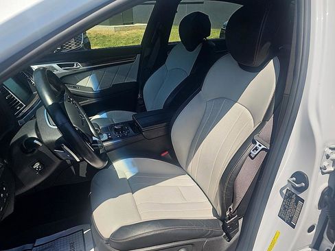 Used 2019 Genesis G80 3.3T Sport RWD image 16