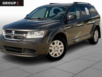 Used 2018 Dodge Journey SE w/ Connectivity Group
