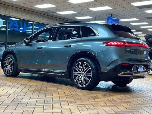 Used 2023 Mercedes-Benz EQS 580 4MATIC SUV image 7