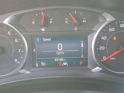 Used 2022 GMC Terrain SLE image 12