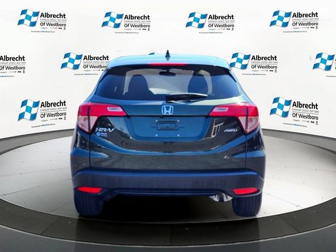 Used 2018 Honda HR-V EX image 4