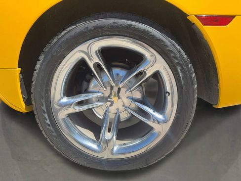 Used 2004 Chevrolet SSR w/ Preferred Equipment Group RWD image 14