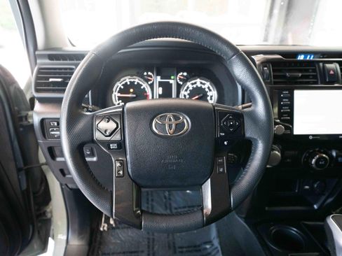 Used 2023 Toyota 4Runner TRD Off-Road AWD/4WD image 21