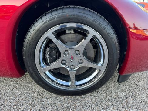 Used 2000 Chevrolet Corvette Convertible w/ Memory Pkg RWD image 14