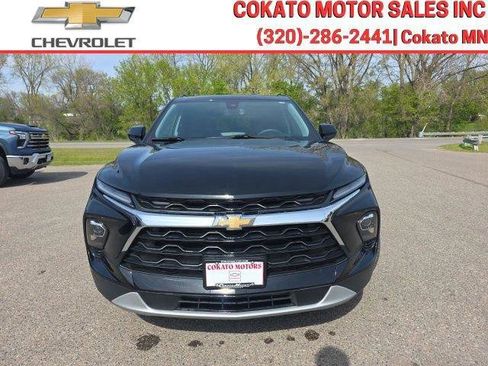 Used 2023 Chevrolet Blazer LT w/ Convenience Package AWD/4WD image 2