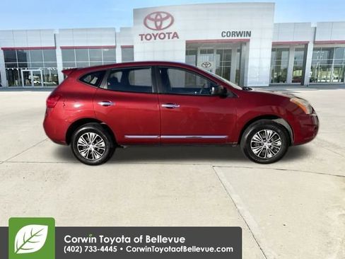 Used 2013 Nissan Rogue S image 6