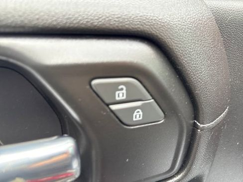 Used 2021 GMC Sierra 1500 SLE AWD/4WD image 14