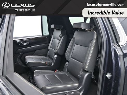 Used 2023 Chevrolet Suburban Premier image 29