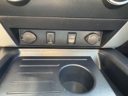 Used 2018 Toyota Tundra Platinum image 38