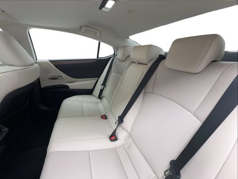 Used 2024 Lexus ES 350 w/ Premium Package FWD image 26