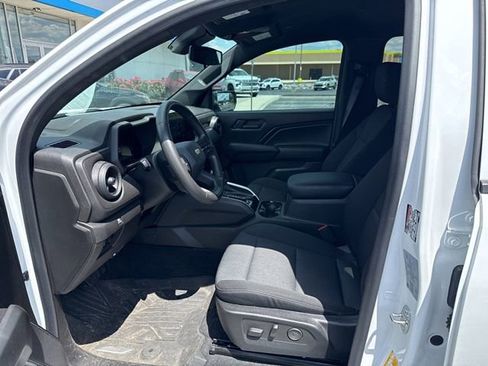 Used 2023 Chevrolet Colorado W/T w/ Advanced Trailering Package RWD image 22