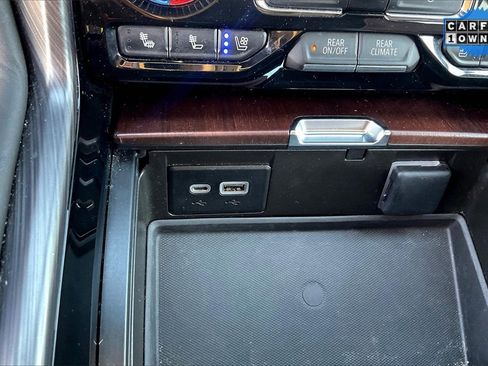 Used 2023 GMC Yukon Denali Ultimate image 35