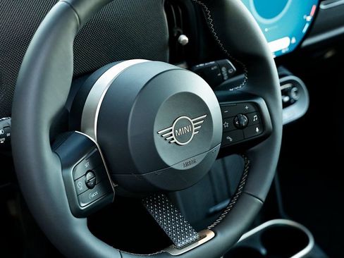 New 2026 MINI Cooper 2-Door Hardtop image 18