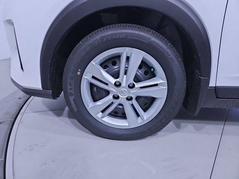 New 2025 Nissan Kicks Play S image 25