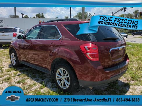 Used 2017 Chevrolet Equinox LT FWD image 6
