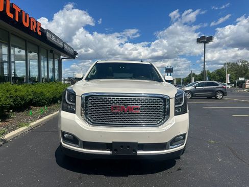 Used 2015 GMC Yukon SLT w/ Open Road Package AWD/4WD image 2