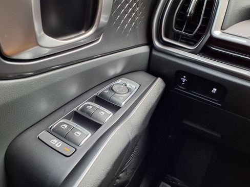 New 2026 Kia Sorento S FWD image 12
