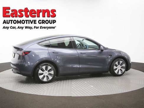 Used 2021 Tesla Model Y Long Range AWD/4WD image 34