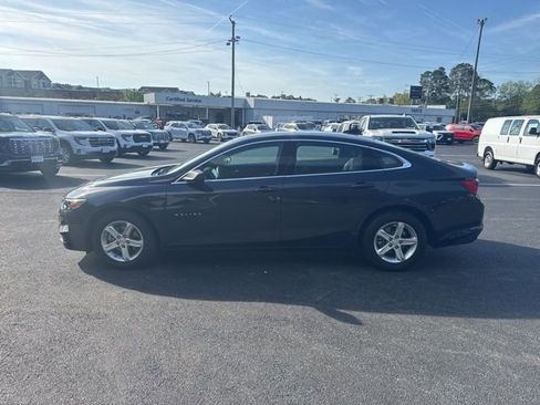 Used 2023 Chevrolet Malibu LS FWD image 19