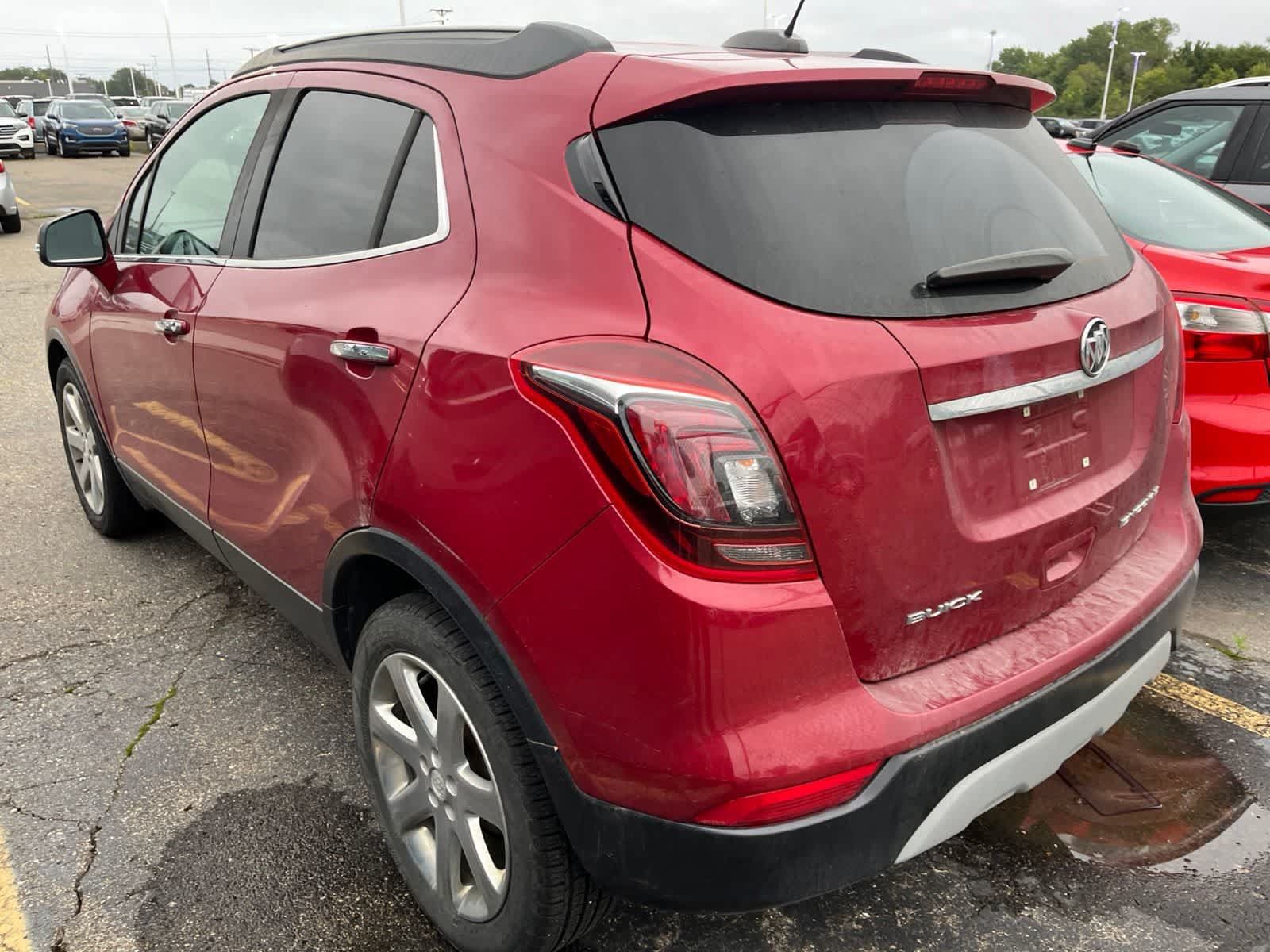 Used 2018 Buick Encore Essence w/ Experience Buick Package FWD image 9
