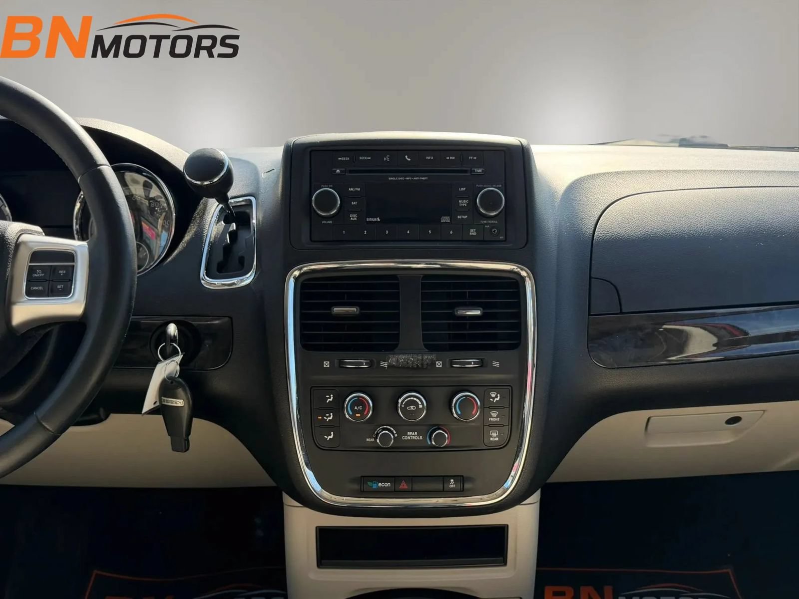 Used 2015 Dodge Grand Caravan SE w/ Quick Order Package 29E SE FWD image 24