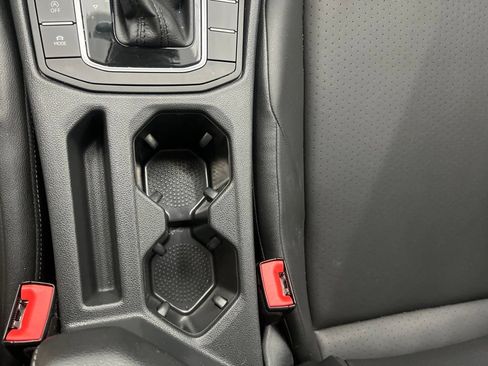 Certified 2020 Volkswagen Jetta SEL FWD image 18