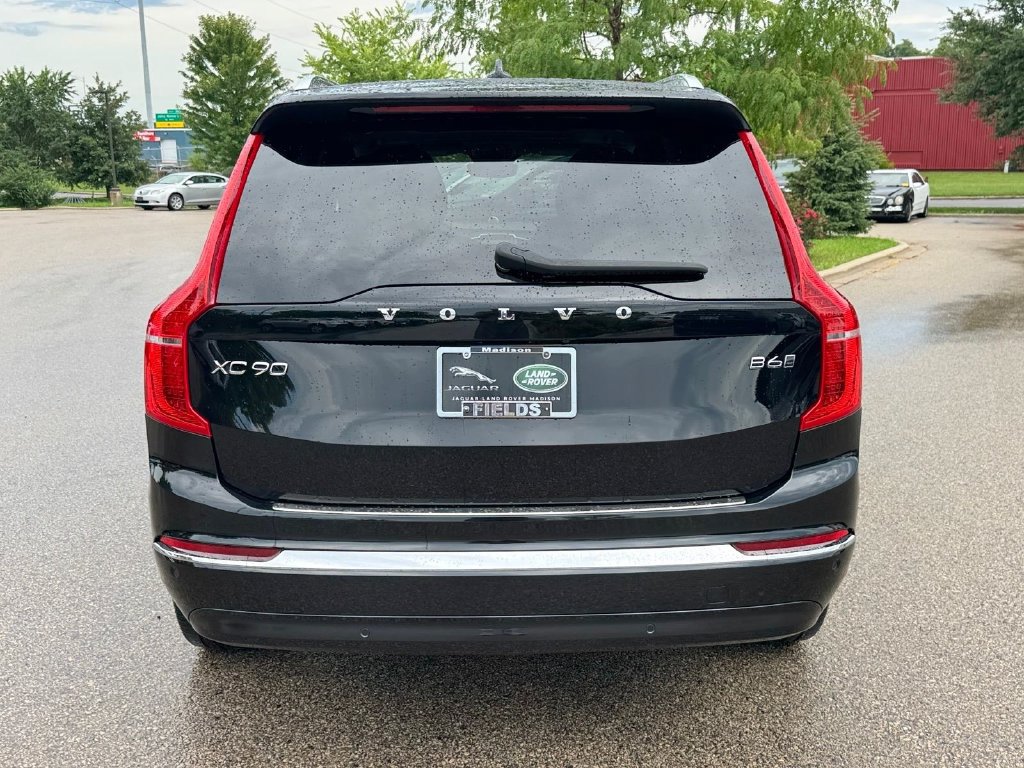 Certified 2024 Volvo XC90 B6 Ultimate w/ Protection Package Premier AWD/4WD image 3