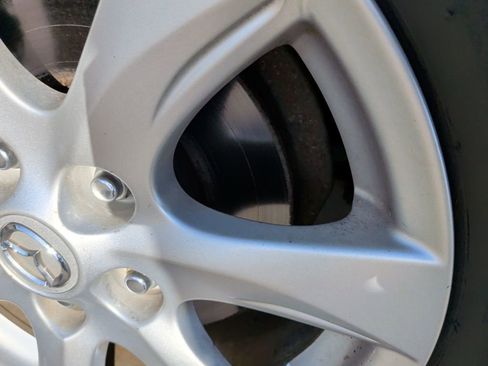 Used 2011 MAZDA MAZDA3 i Touring FWD image 21