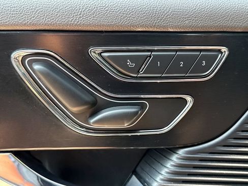 Used 2020 Lincoln Corsair AWD w/ Premium Package image 19
