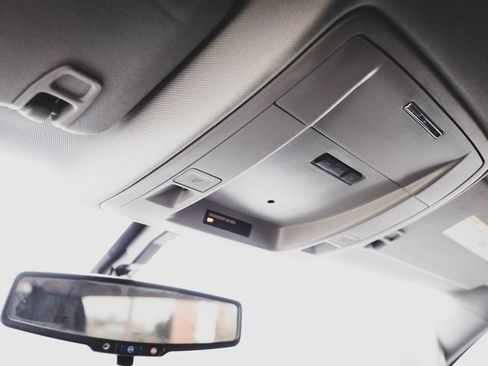 Used 2014 Chevrolet Silverado 1500 LT image 12