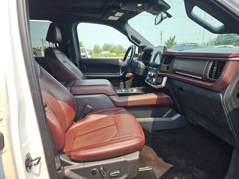 Certified 2023 Ford Expedition Limited AWD/4WD image 11