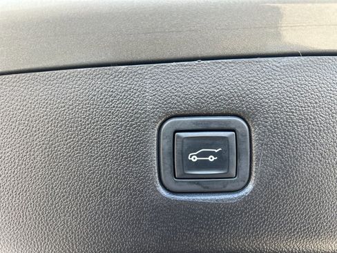 Used 2023 Chevrolet Blazer RS w/ Enhanced Convenience Package image 34