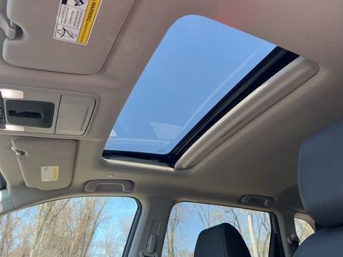 Used 2026 Honda CR-V EX-L image 6