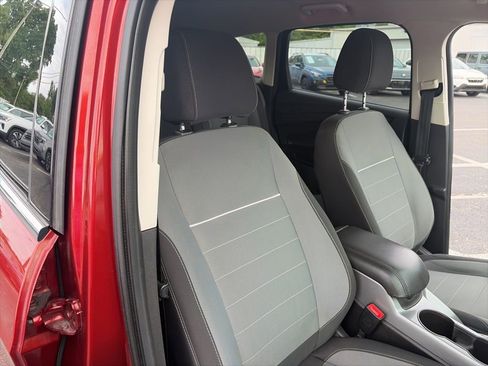 Used 2014 Ford Escape SE FWD image 27