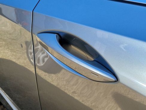 Used 2019 Lexus RX 350L 350L w/ Premium Package image 14