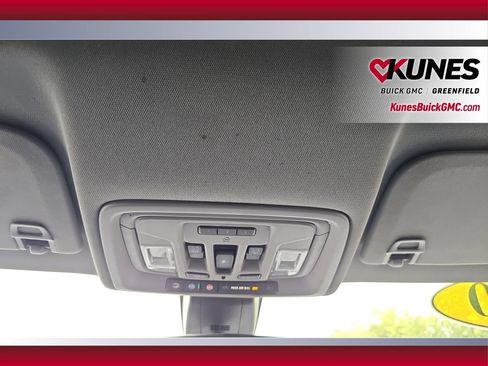 Used 2020 GMC Sierra 1500 SLT w/ SLT Premium Plus Package AWD/4WD image 26