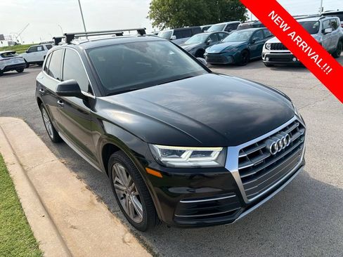Used 2019 Audi Q5 2.0T Premium Plus w/ Premium Plus Package AWD/4WD image 3