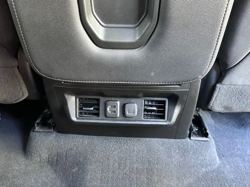 Used 2021 GMC Sierra 1500 SLE AWD/4WD image 30