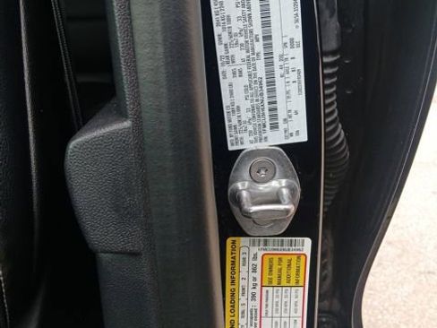 Certified 2022 Ford Escape SEL image 31