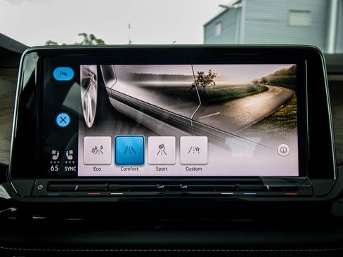 New 2026 Volkswagen Atlas SE FWD image 47